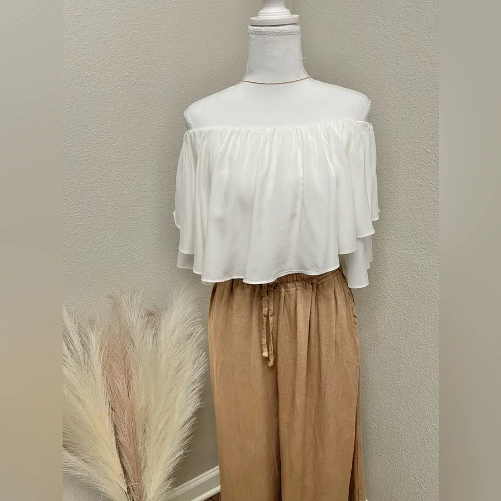 New - White Ruffle Off Shoulder Top - Picture 5 of 9